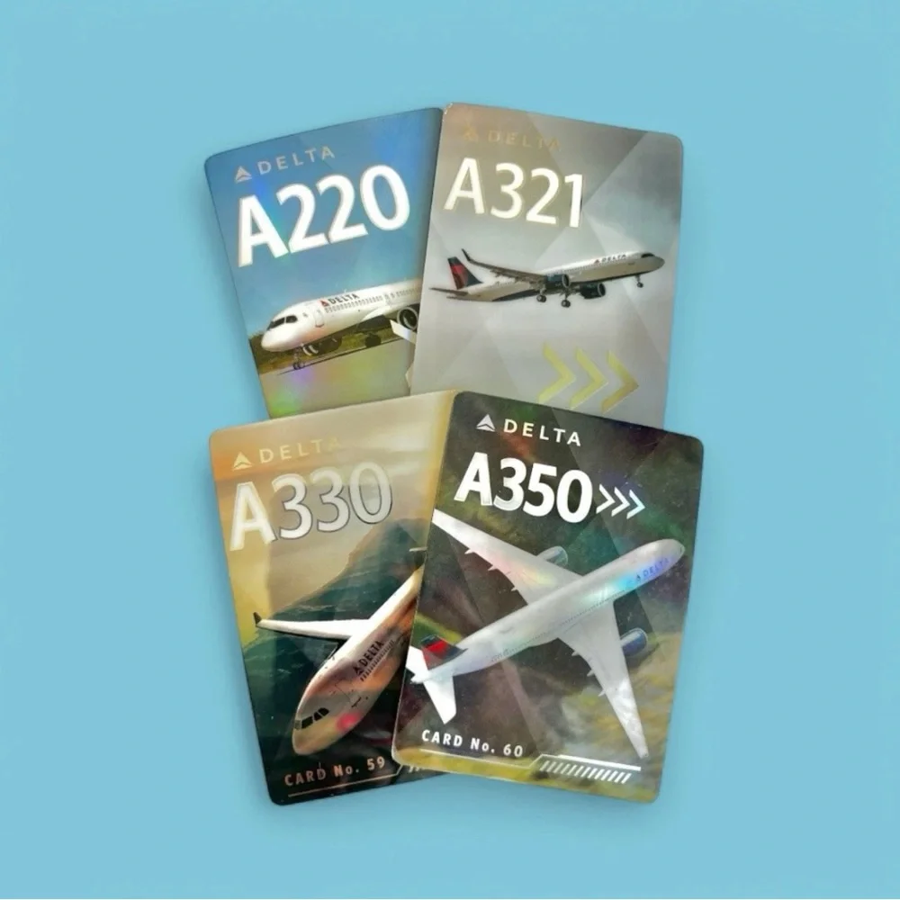 Delta Air Lines Blue Silicone Phone Wallet W/ 4 Airbus Pilot Trading Cards New